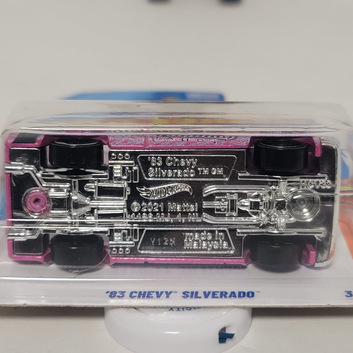 Hot Wheels '83 Chevy Silverado "Black Widow" Truckin Along 42/250 Pink (JJL07)