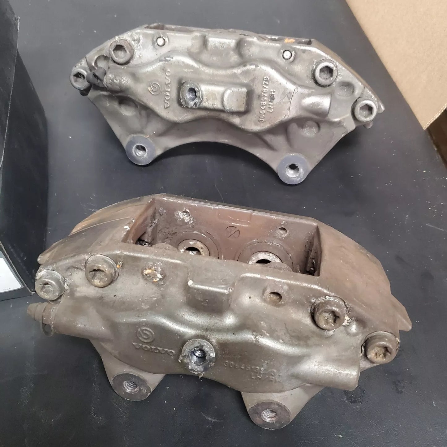 04-07 Volvo S60R V70R Brembo Brake Caliper Front Rear Set OEM + R1 Concepts Pads