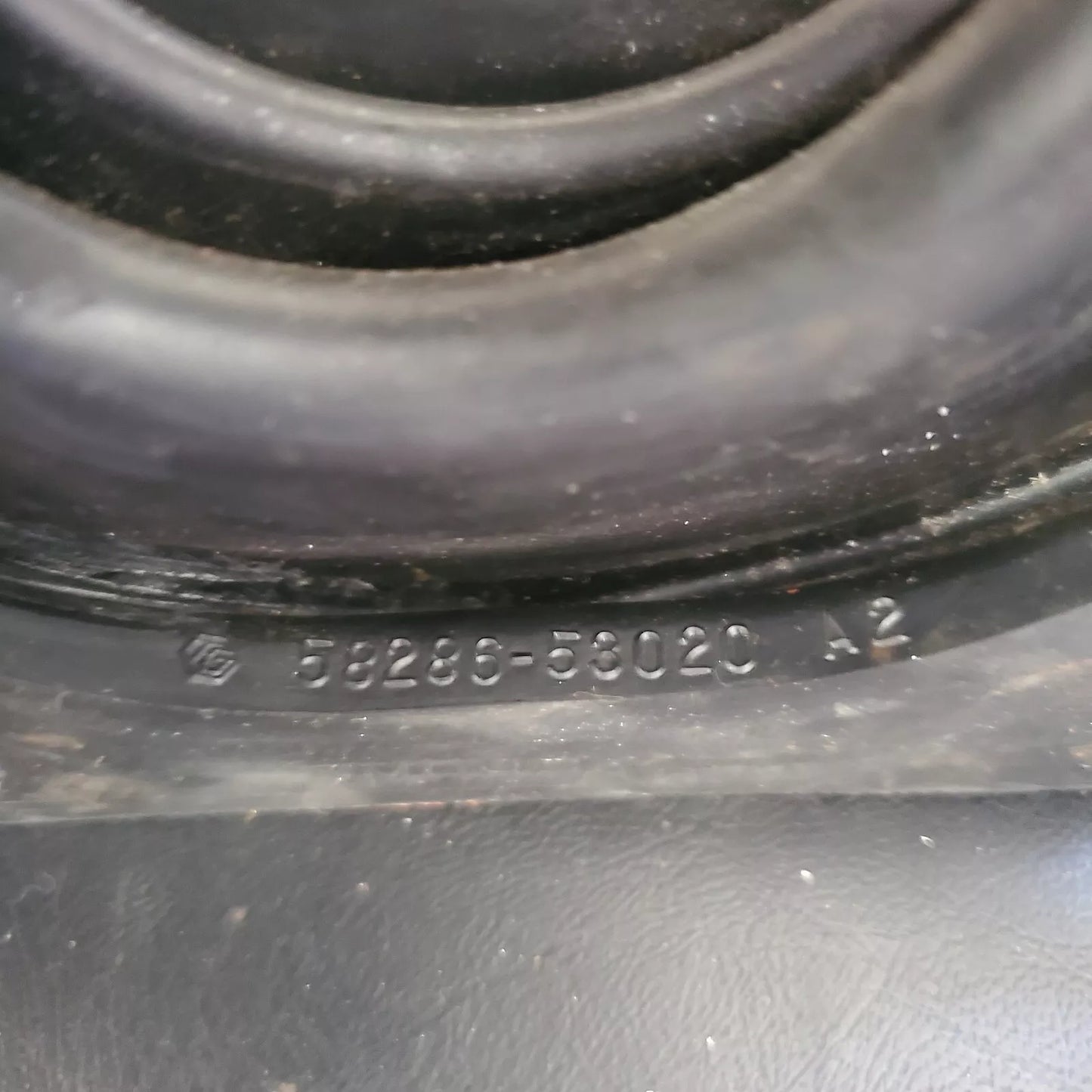2001-2005 Lexus Is300 Shifter Bezel Trim + Boots Manual Trans MT Black OEM