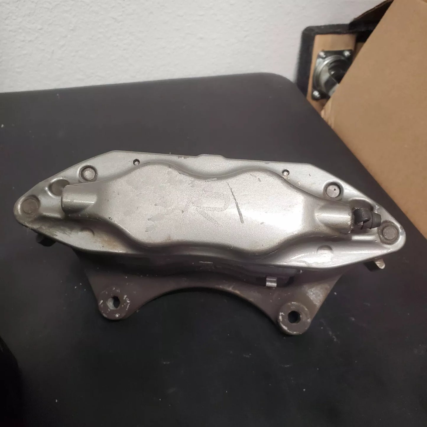 04-07 Volvo S60R V70R Brembo Brake Caliper Front Rear Set OEM + R1 Concepts Pads