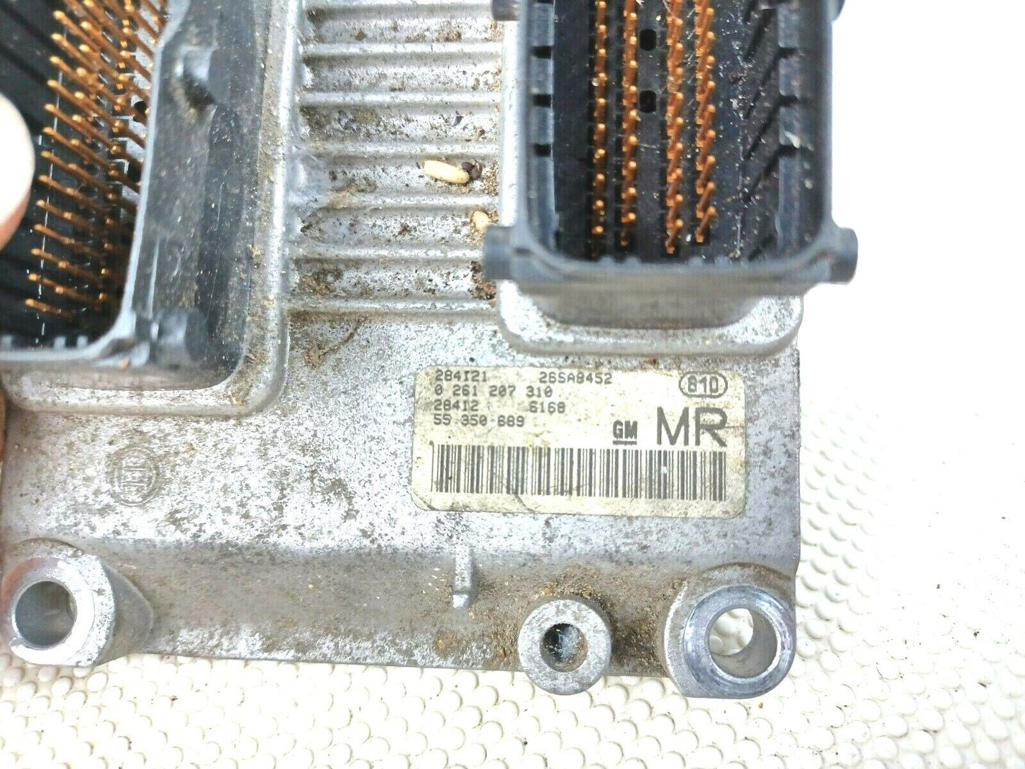 03-04 Cadillac CTS 3.2L V6 Engine Control Module 0261207310 ECU 284121
