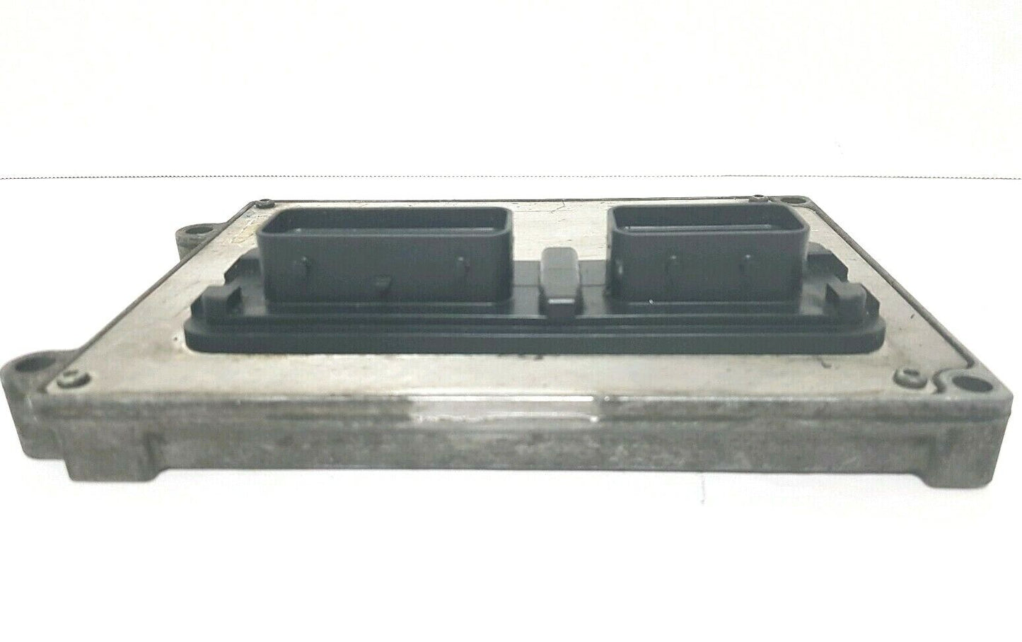 SATURN VUE Redline 04 ECU Engine Computer ECM Brain Box 37820-RDM-A590 Motorola