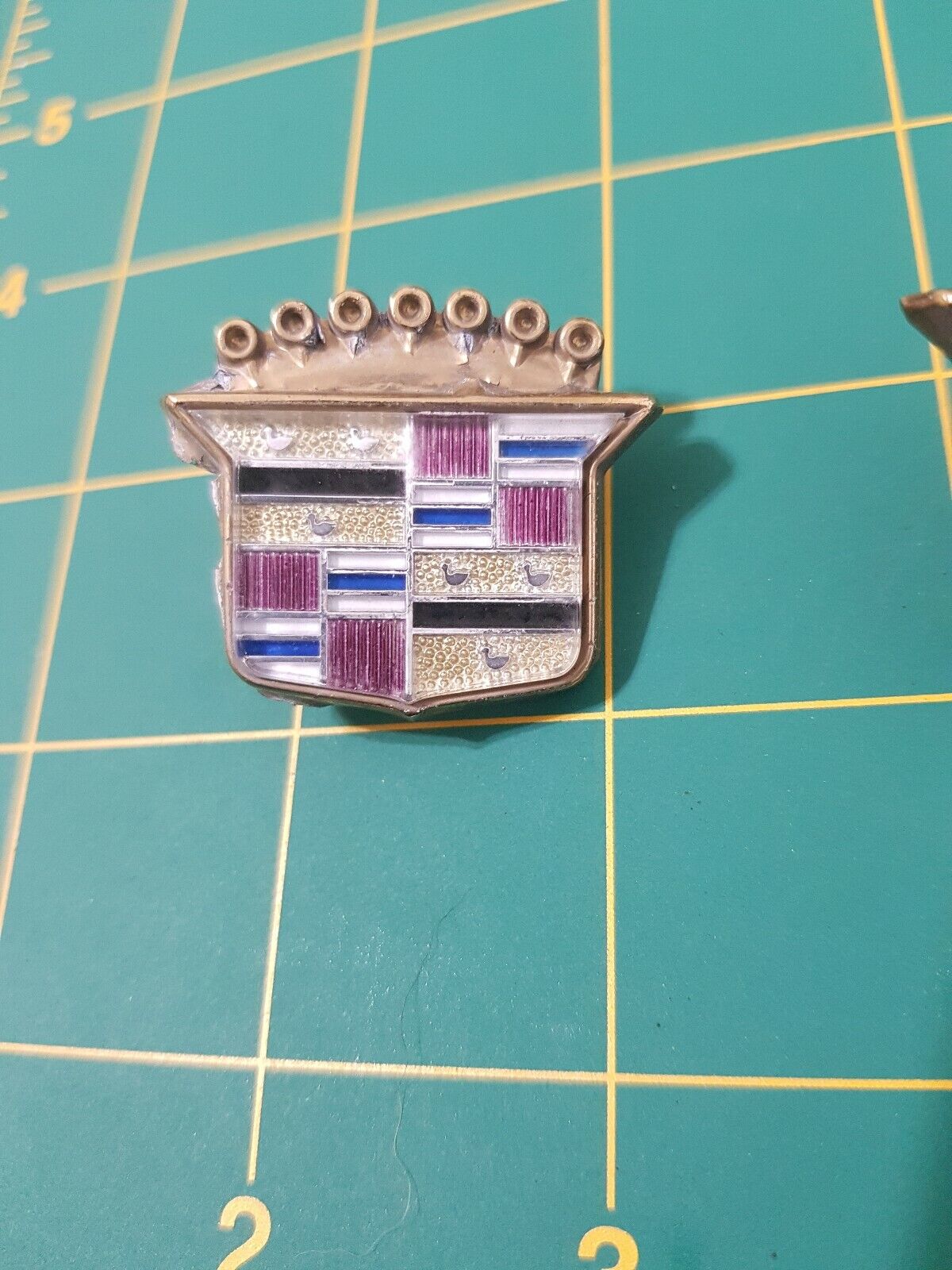 CADILLAC 80s 90s Roof Crests Set Of 2 Brougham Deville El Dorado Fleetwood GOLD