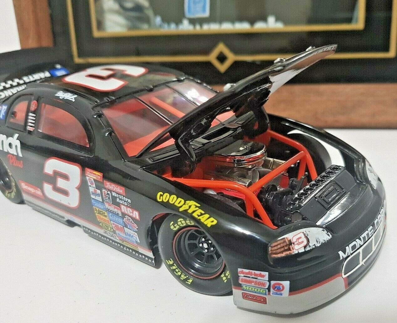 Dale Earnhardt, Sr #3 Intimidator Collectible VTG NASCAR Wall Clock + 1/24 model