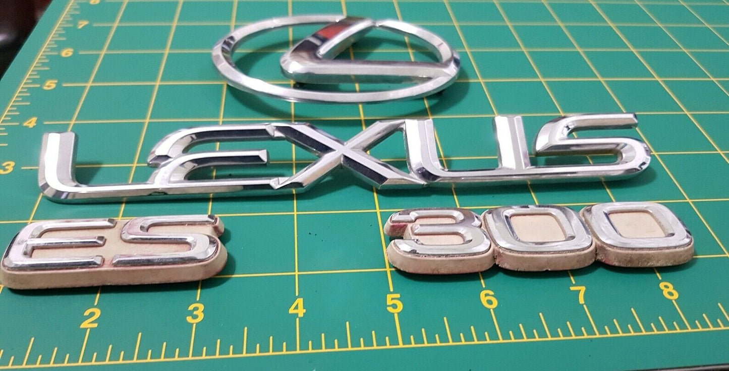 92 93 94 OEM LEXUS ES300 Rear Emblem Set Tail Light Badge Symbol Silver RARE