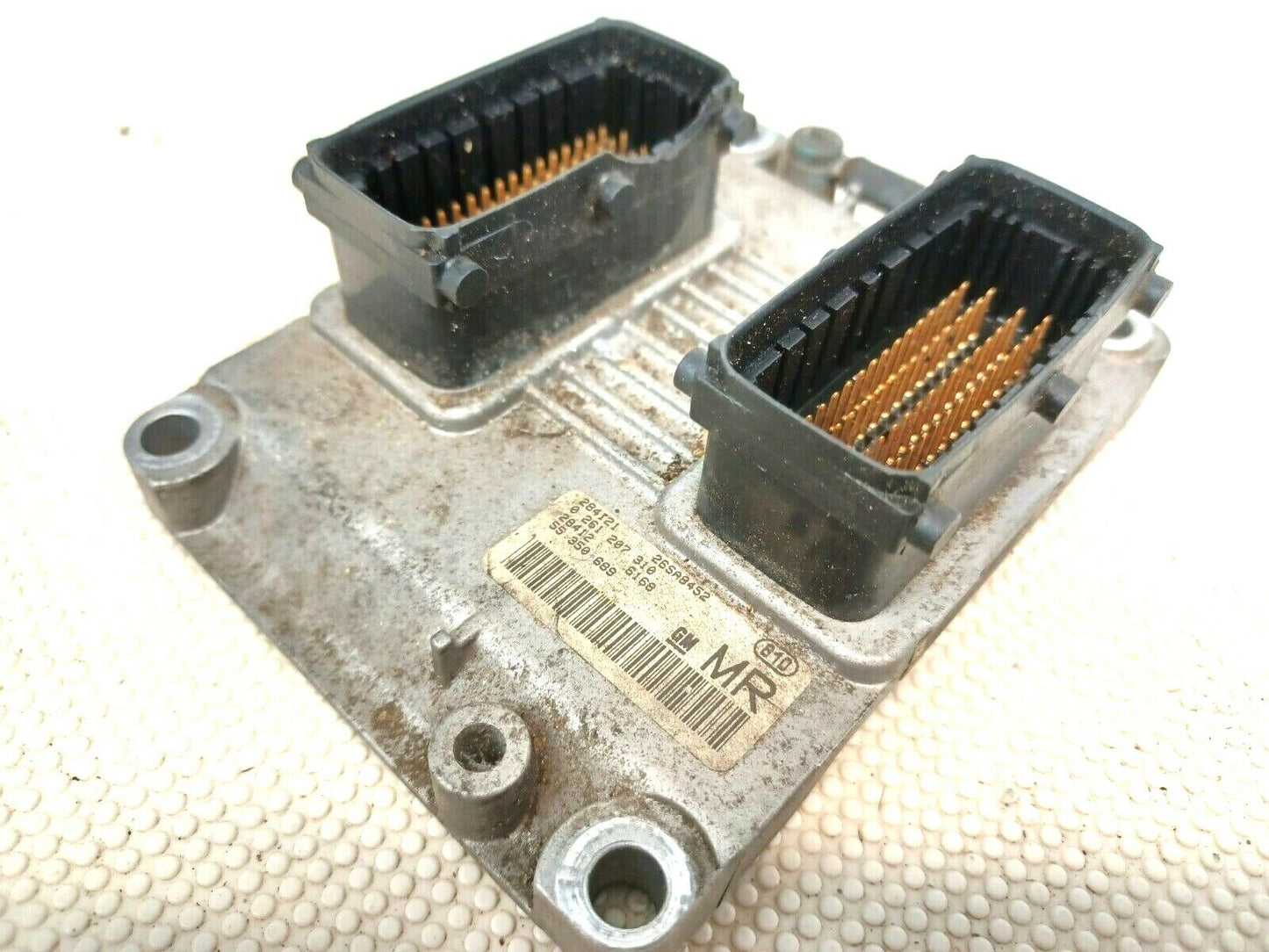 03-04 Cadillac CTS 3.2L V6 Engine Control Module 0261207310 ECU 284121