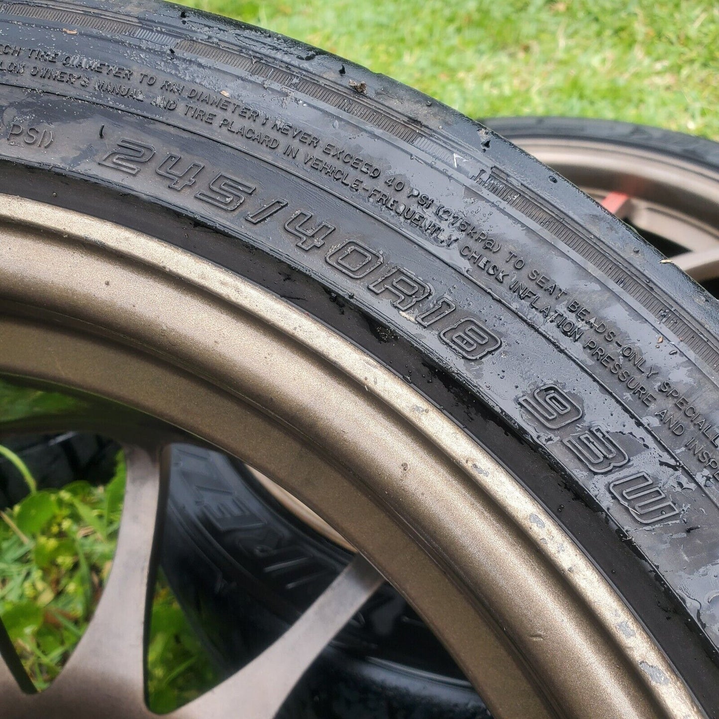 Volk Racing CE28N 18x8.5 +30 5x114.3 Bronze (4 Wheels)