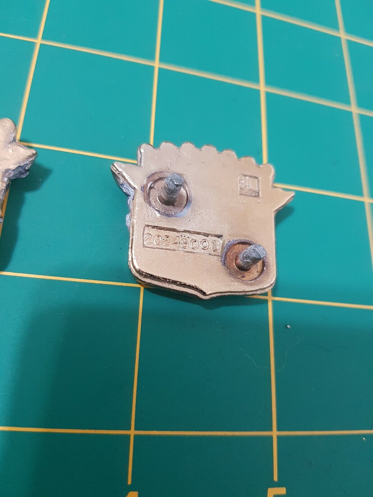 CADILLAC 80s 90s Roof Crests Set Of 2 Brougham Deville El Dorado Fleetwood GOLD