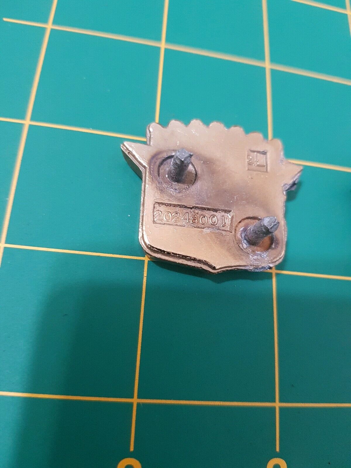 CADILLAC 80s 90s Roof Crests Set Of 2 Brougham Deville El Dorado Fleetwood GOLD