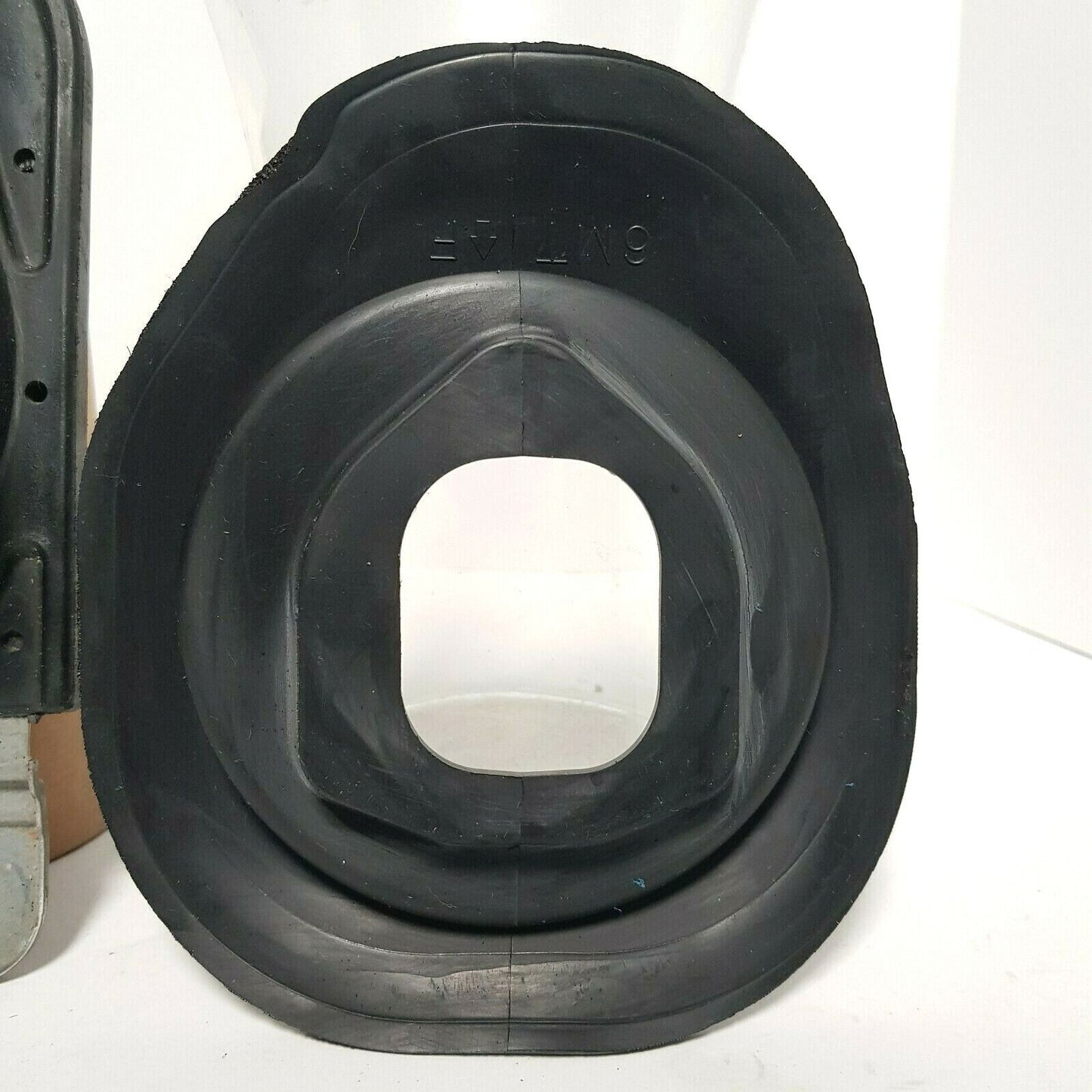 2009-2011 MAZDA RX-8 Series 2 6MT Manual Trans Middle Shift Boot (F195-64-490)
