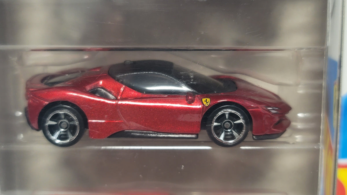 Hot Wheels Ferrari 2004 (JJH51) + 5 pack (JKG16) F40 Competizione Combo