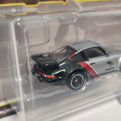 Hot Wheels Car Culture Premium 2-pack Cyberpunk Porsche 930 & Quadra Turbo-R V-Tech (JHW53)