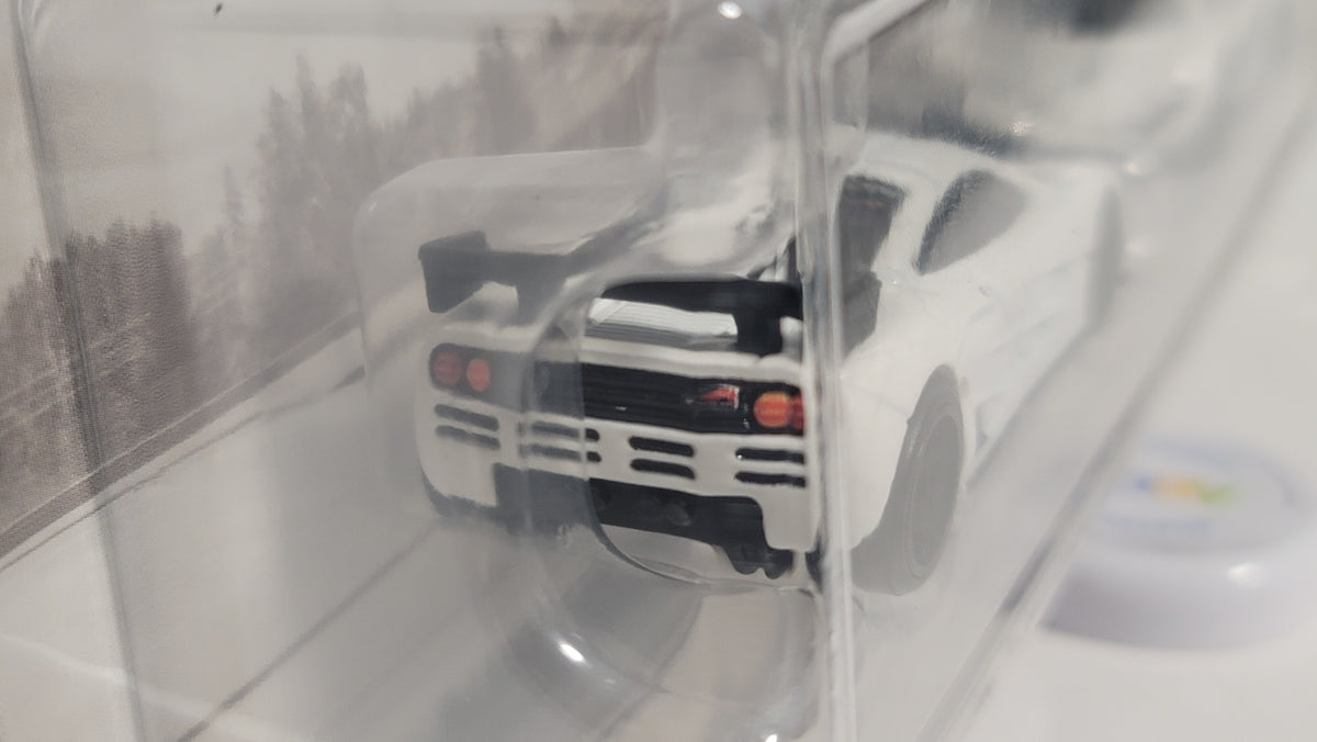 Hot Wheels Premium Car Culture 2-pack McLaren F1 GTR & P1 GTR White