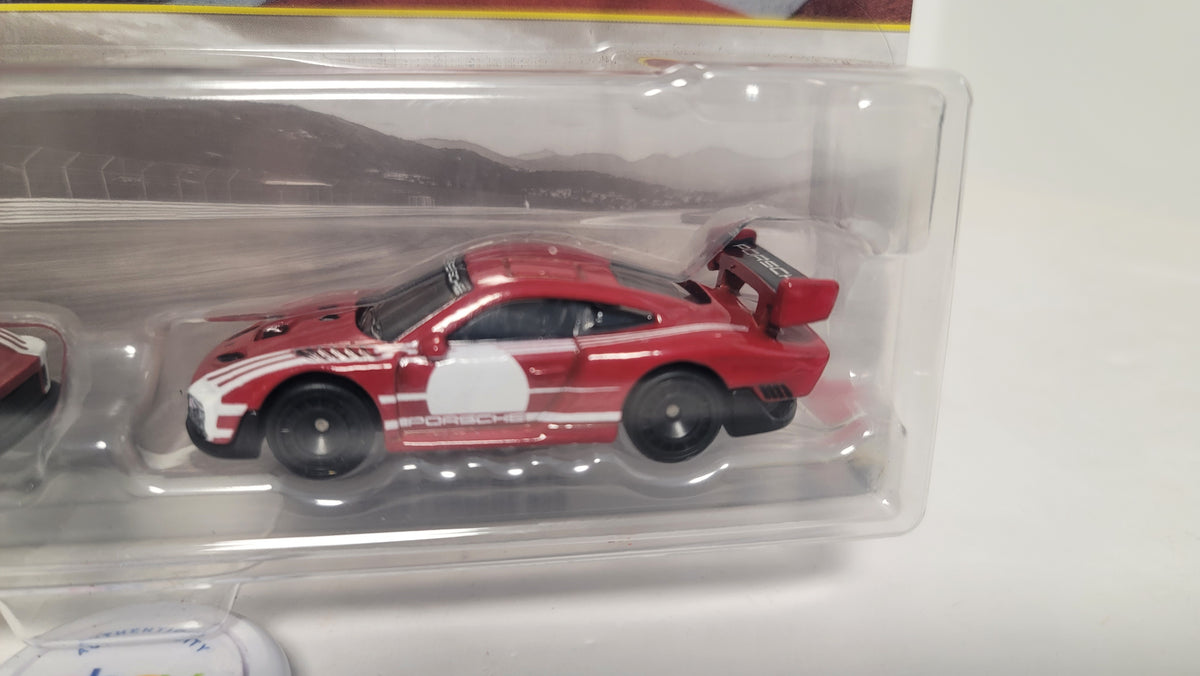 Hot Wheels Car Culture Premium 2-pack Porsche 935 & 2018 Porsche 935 (JHW51)