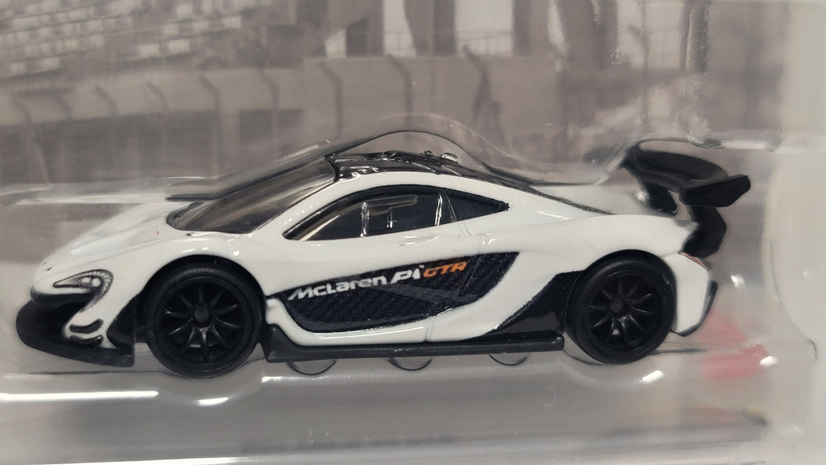 Hot Wheels Premium Car Culture 2-pack McLaren F1 GTR & P1 GTR White