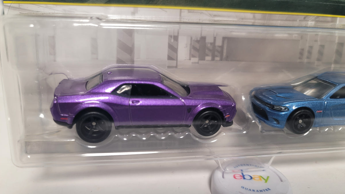 Hot Wheels Car Culture 2-pack '18 Dodge Challenger SRT Demon & '15 Charger SRT  (JHW47)
