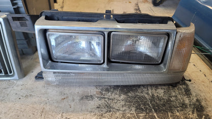 Volvo 740 GLE Turbo Diesel Quad Rectangle (U.S.) Headlights + Grill + Badges