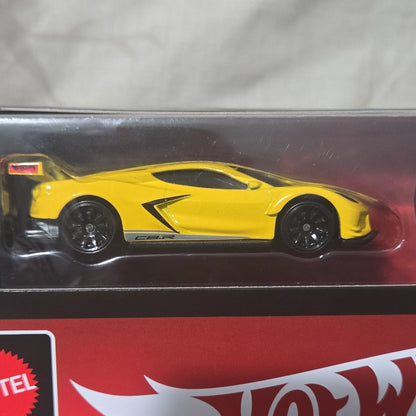 Hot Wheels Brick Shop ’20 Corvette C8.R Build & Customize 1:32 Model Kit + 1:64 Car
