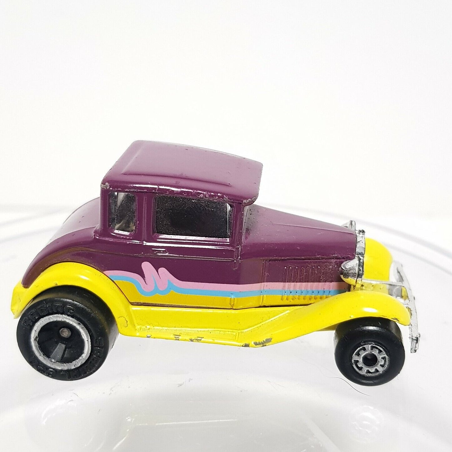 MATCHBOX Ford Model A Custom Hot Rod Yellow Purple (1979)